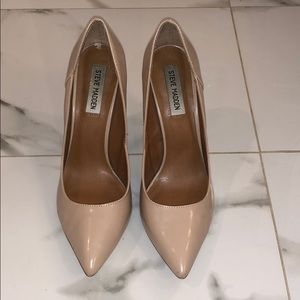 Nude Steve Madden Pumps